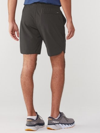 Vuori Banks Shorts - Men's 7" Inseam 2