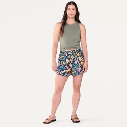 Patagonia Garden Island Shorts - Women's 3