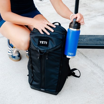 YETI Palo 20 L Active Pack 8