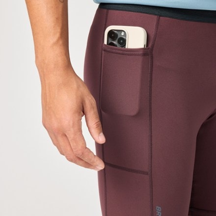 Brooks Dash 8" Half Tights - Men's 3
