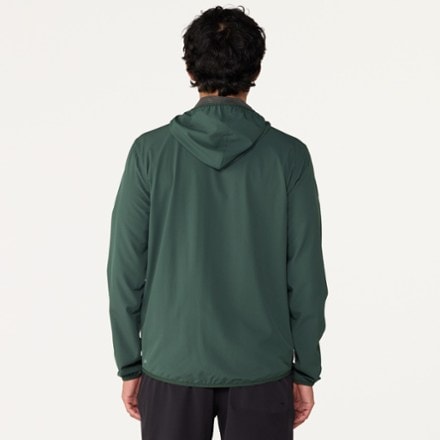 Vuori Outdoor Trainer Shell Jacket - Men's 2