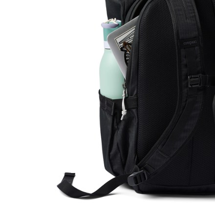 Cotopaxi Consuelo 22 L Daypack 3