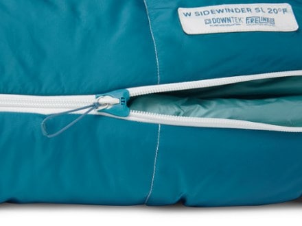 Big Agnes Sidewinder SL 20 Sleeping Bag - Women's Zipper detail (Lyons Blue/Teal)