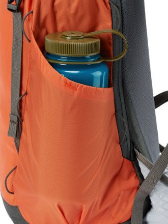 REI Co-op Flash 22 Pack 6