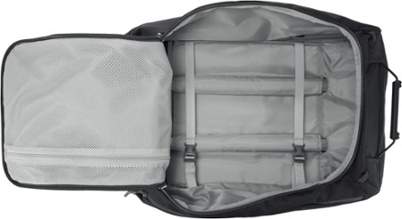 Osprey Daylite Carry-On Wheeled Duffel 40 6