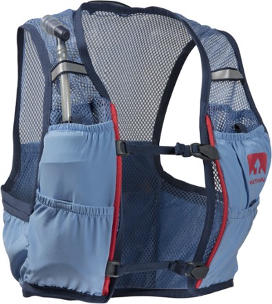 rei hydration vest