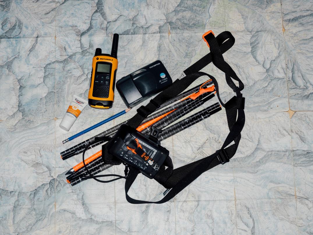 Location Image of color Neon Orange