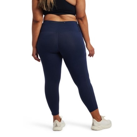 Oiselle Pocket Jogger 3/4 Tights - Women's 4