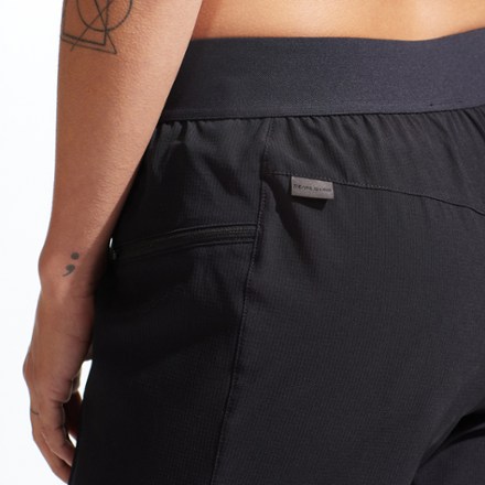 PEARL iZUMi Canyon Bike Shorts with Liner - Women's 9