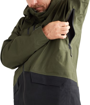 DAKINE Stoker GORE-TEX 3L Jacket - Men's 6