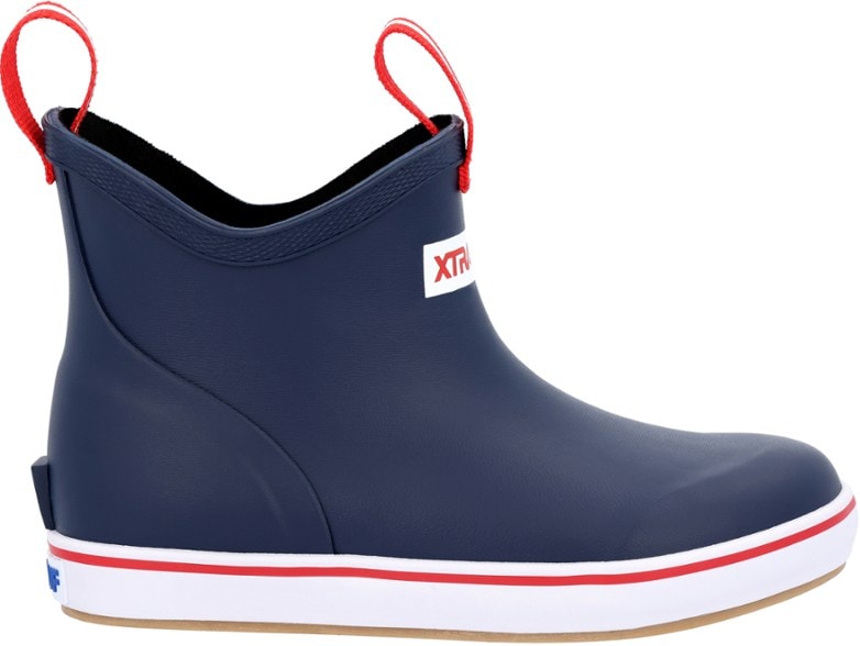 Product Image of color Navy