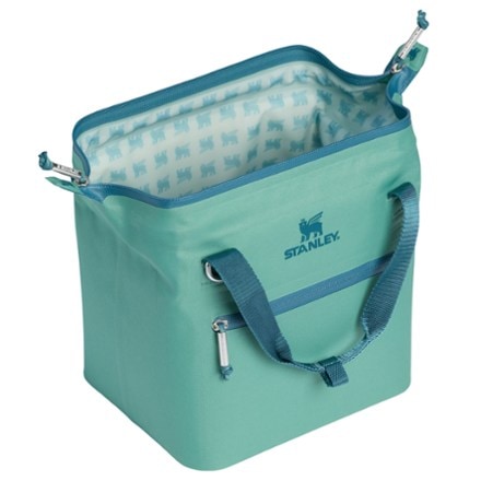 Stanley The All Day Julienne Mini Cooler - 10 Cans/7.4 Qts. 3