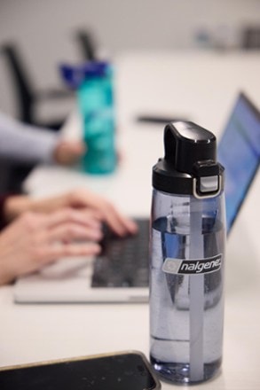 Nalgene FreshFlow Water Bottle - 24 fl. oz. 2