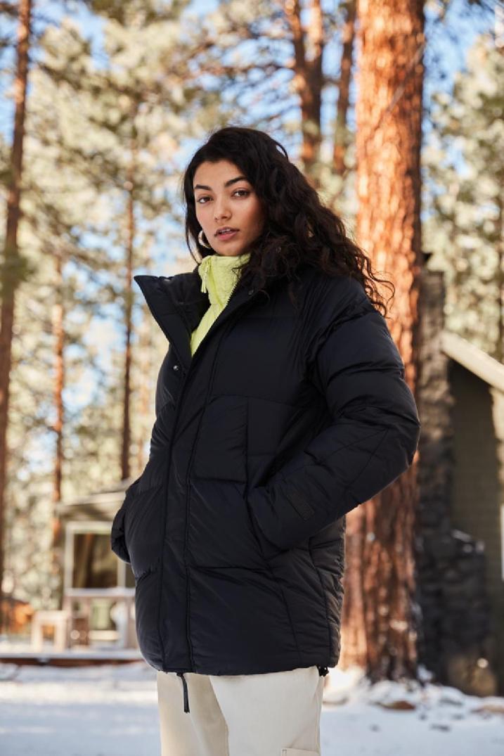 Location Image for Tabei Puffer Insulated Parka - Women's