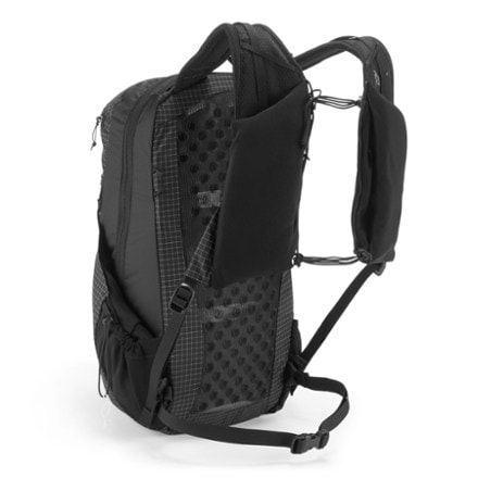 Arc'teryx Aerios 18 Pack 1