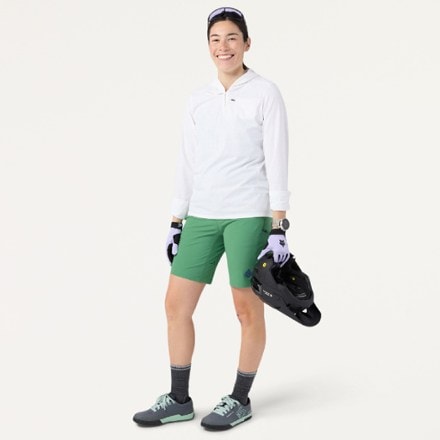 Stio OPR 9" Bike Shorts - Women's 2