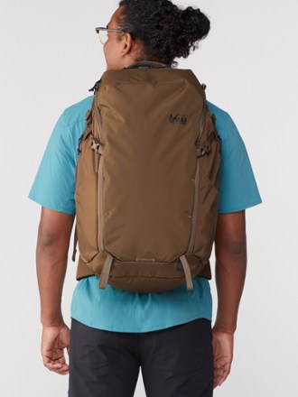 REI Co-op Ruckpack 40 Recycled Pack - Men's 1
