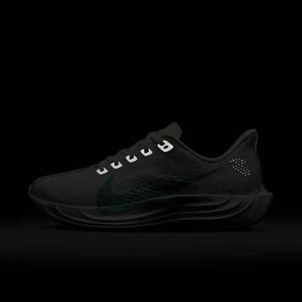 Nike Pegasus Plus Road-Running Shoes - Women's 9