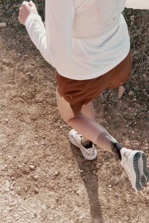 Location Image of color Tapioca/Desert Tan/Burro