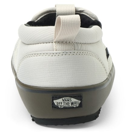 Vans Snow Lodge Mid Slippers 3