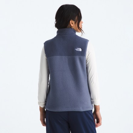The North Face Yumiori Vest - Women's 1