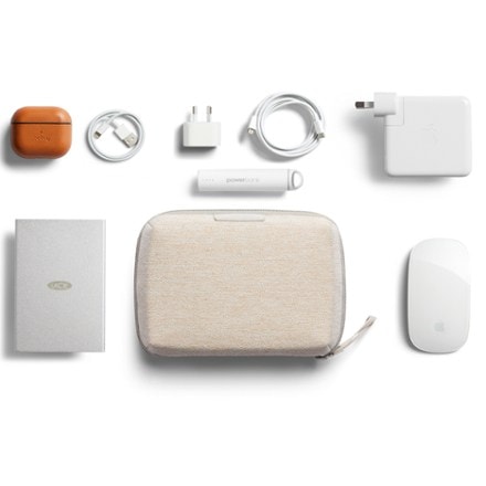 Bellroy Tech Kit Compact Pouch 5