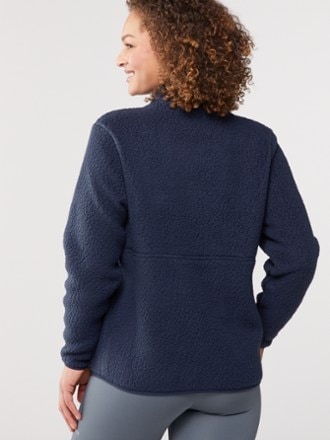 Patagonia Retro Pile Marsupial Fleece Pullover - Women's 2