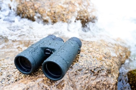 Location Image for Prostaff P7 10 x 42 Binoculars