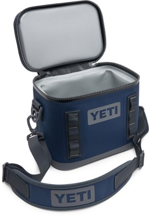 YETI Hopper Flip 8 Soft Cooler 2