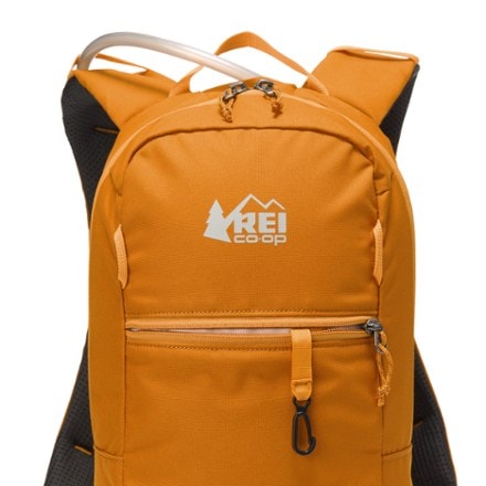 REI Co-op Trailmade 10 Hydration Pack 6