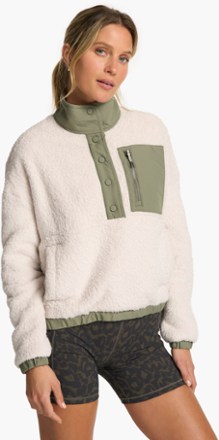 Vuori Cozy Sherpa Fleece Popover - Women's 1