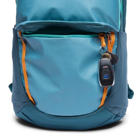 Cotopaxi Allpa 26 L Pack 6