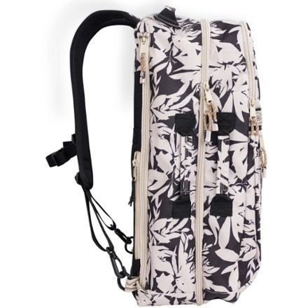KAVU Hauler Hills Travel Pack 2
