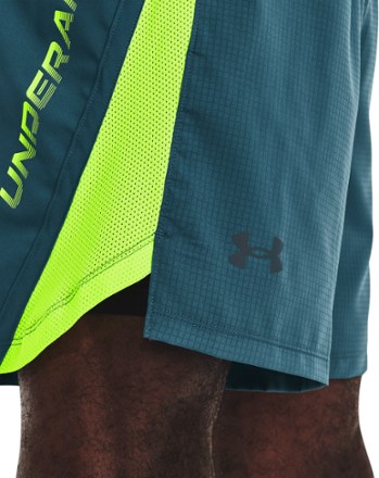 Under Armour Launch Graphic Run Shorts - Men's 7" Inseam 7