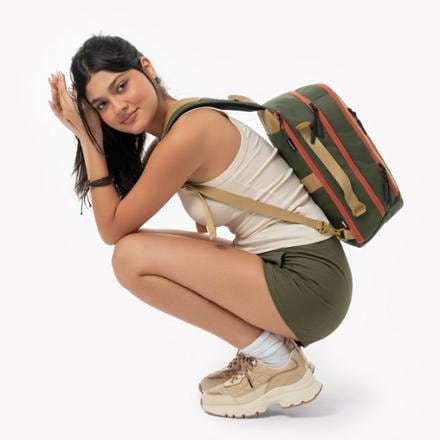 Sherpani Mia 20 L Pack 7