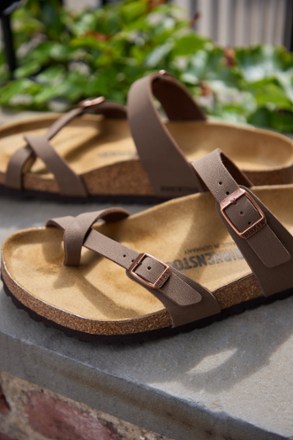 Location Image for Mayari Sandals - Women's