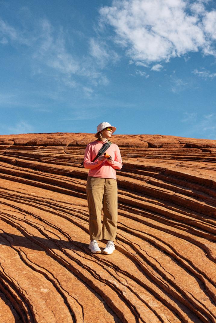 Location Image for Sahara Shade Straight-Hem Hoodie - Women's