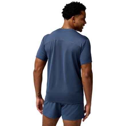 Brooks Atmosphere Shirt 3.0 - Men's 1