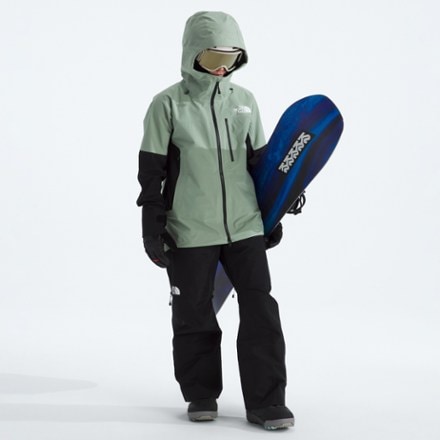 The North Face Eastwall GTX Jacket - Women's 2