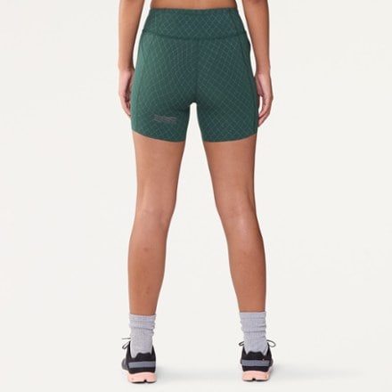Janji Pace 5" Shorts - Women's 2