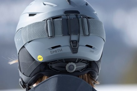 Smith 4D MAG ChromaPop Snow Goggles with gogglesoc 8