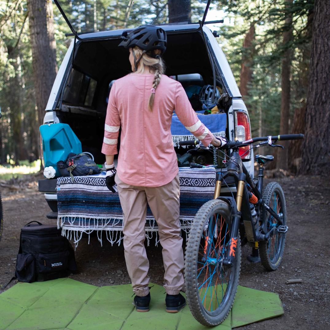 Location Image for Hawkins Shirt - Women's