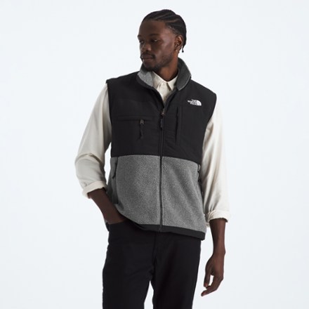 The North Face Retro Denali Vest - Men's 1