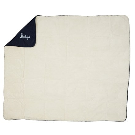 Slumberjack Elk Creek Insulated Indoor/Outdoor Quilt 0