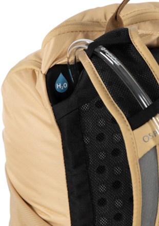 Osprey Skimmer 16 Hydration Pack - Women's 9