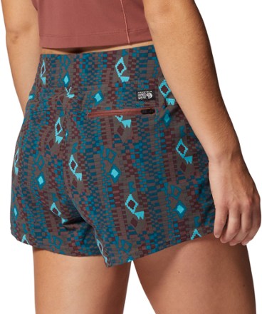 Mountain Hardwear Dynama Pull-On Shorts - Women's 9