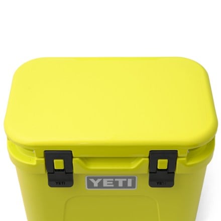 YETI Roadie 15 Cooler 4