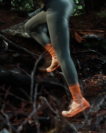 Location Image of color Rune/Dk Arctic Silk