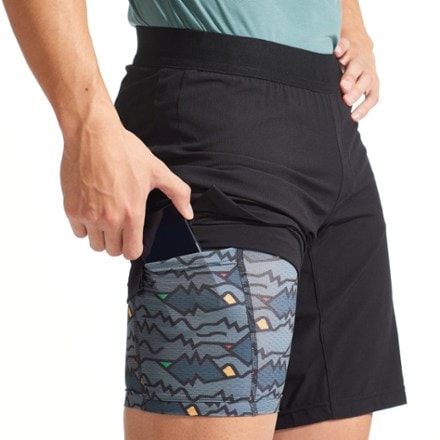 PEARL iZUMi Prospect 2-in-1 Bike Shorts with Liner - Men's 8