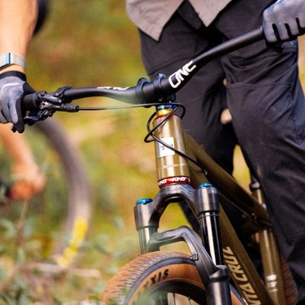 OneUp Components V2 Carbon Handelbar 5